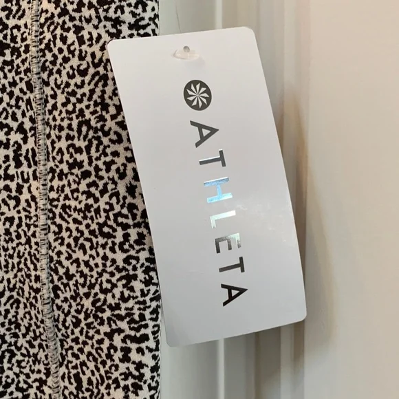 Athleta Salutation II Textured Tight Black and White Leggings - Picture 2 of 9